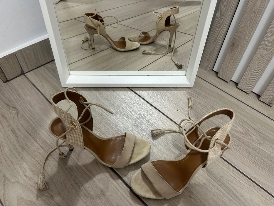 Sandale cu siret H&M