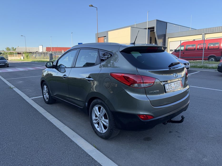 Hyundai ix35 AUTOMAT,4x4, 2.0 diesel 184 cp,are carte RAR