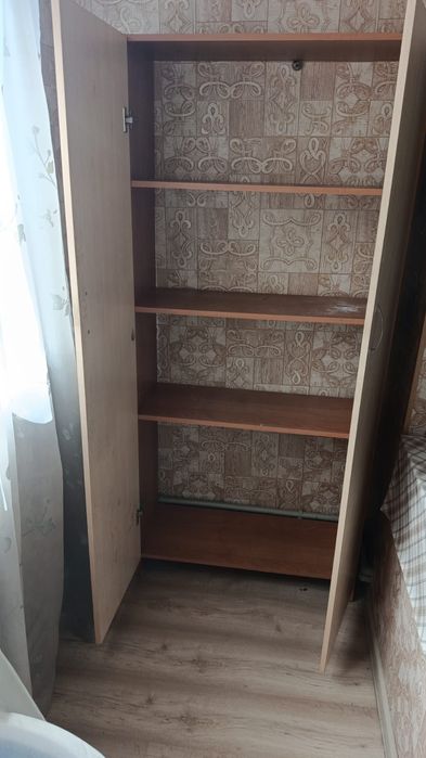 Продам срочно шкафы
