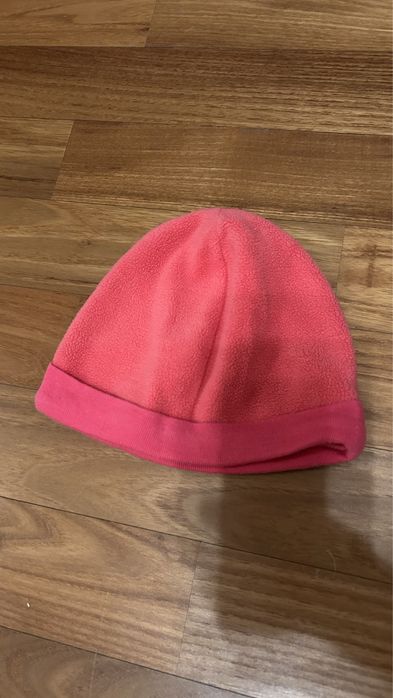 Set pentru fetite cu fes si fular