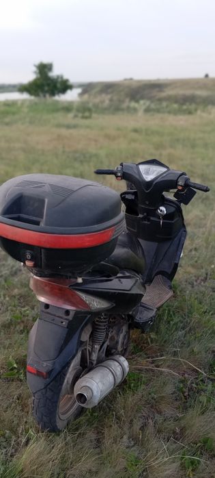 Продам скутр 80 куб