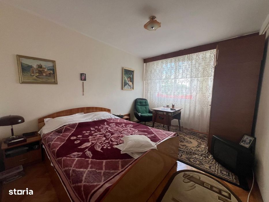 vand apartament cu 2 camere M19 pret 60.000 euro neg