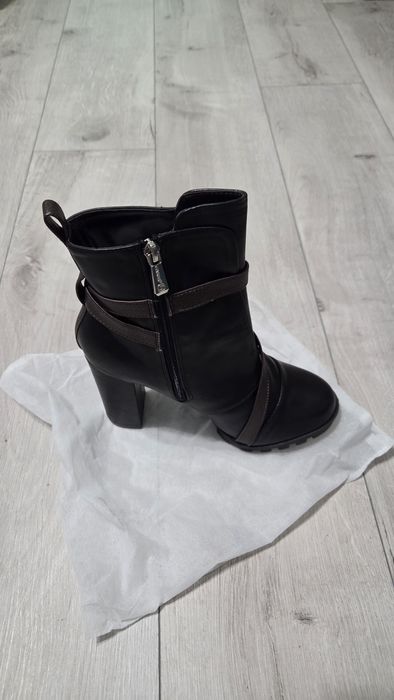 Зимни боти GIVANA  Нови