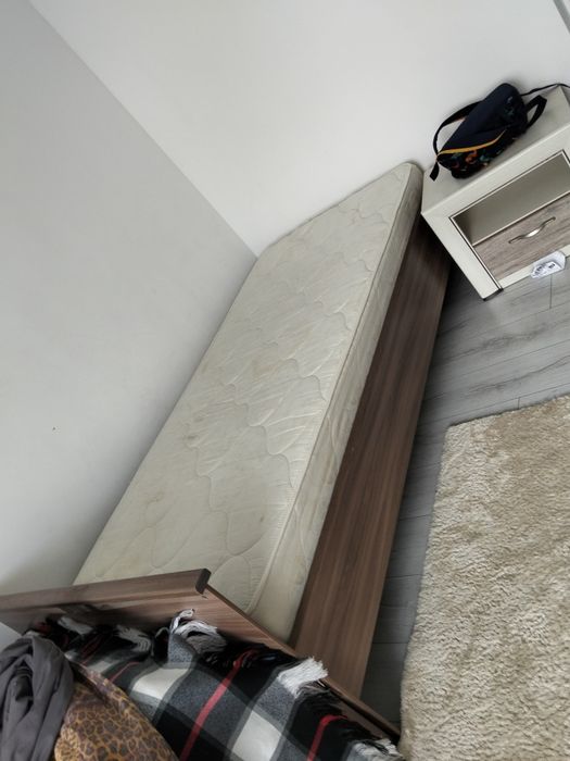 Продам кровать б/у