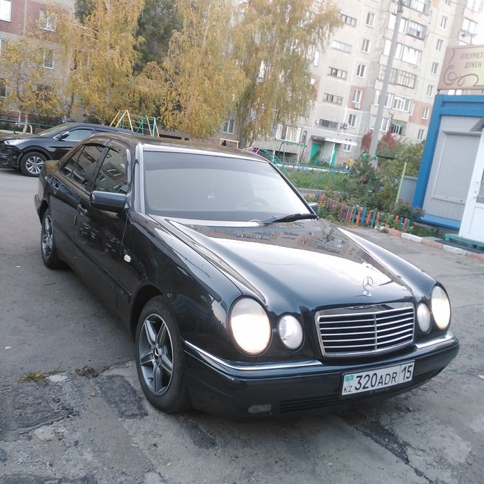 Продам мерседес 210