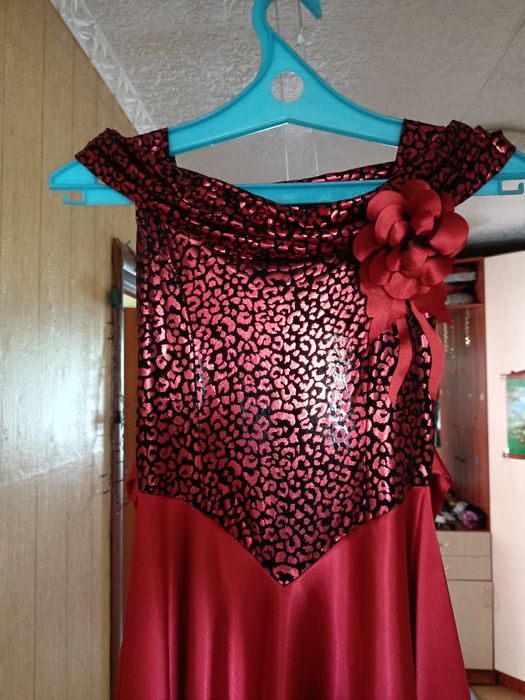 Продаю платья в хорошем состоянии