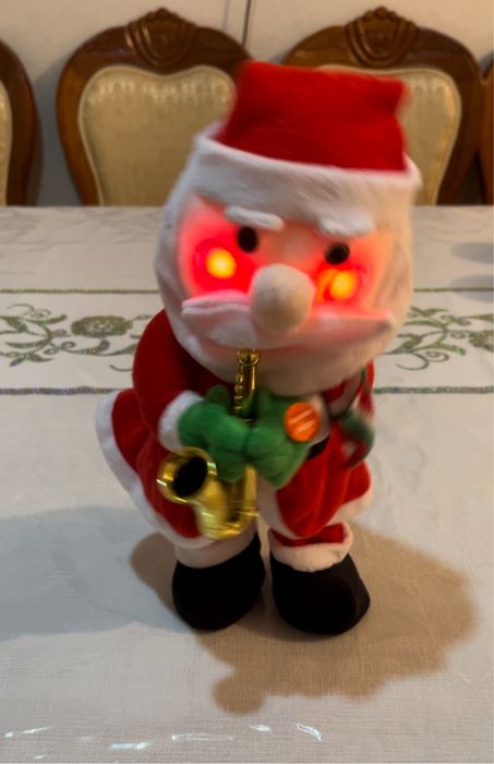 Новогодние игрушки