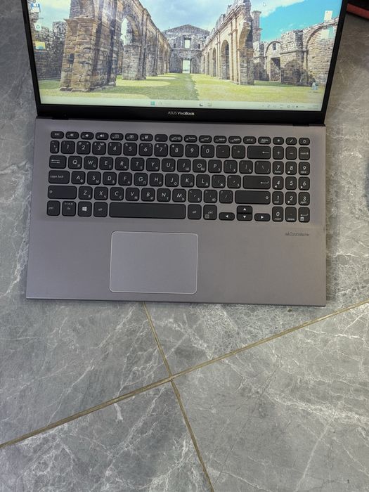 Офисный ноутбук Asus vivobook