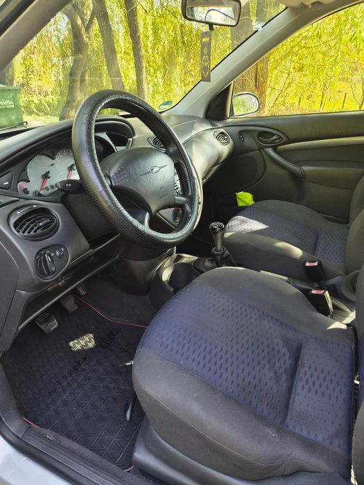 Ford Focus break, 1,8 benzină/ 2001