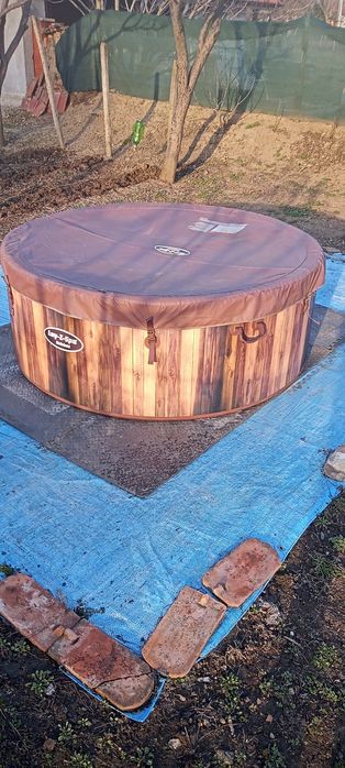 Хелсинки басейн с помпа