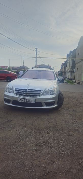 Mercedes-Benz S500 W221