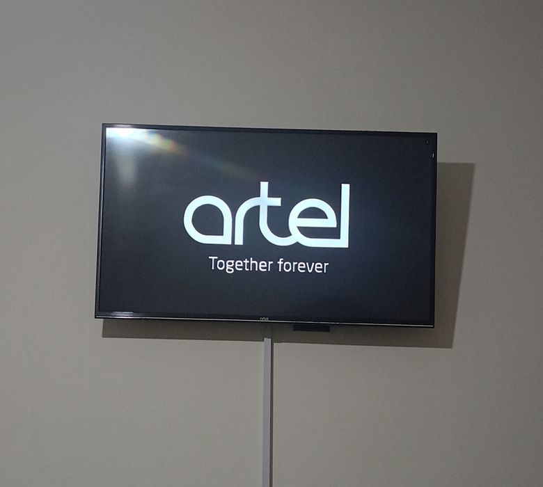 Artel tv 43 smart emas