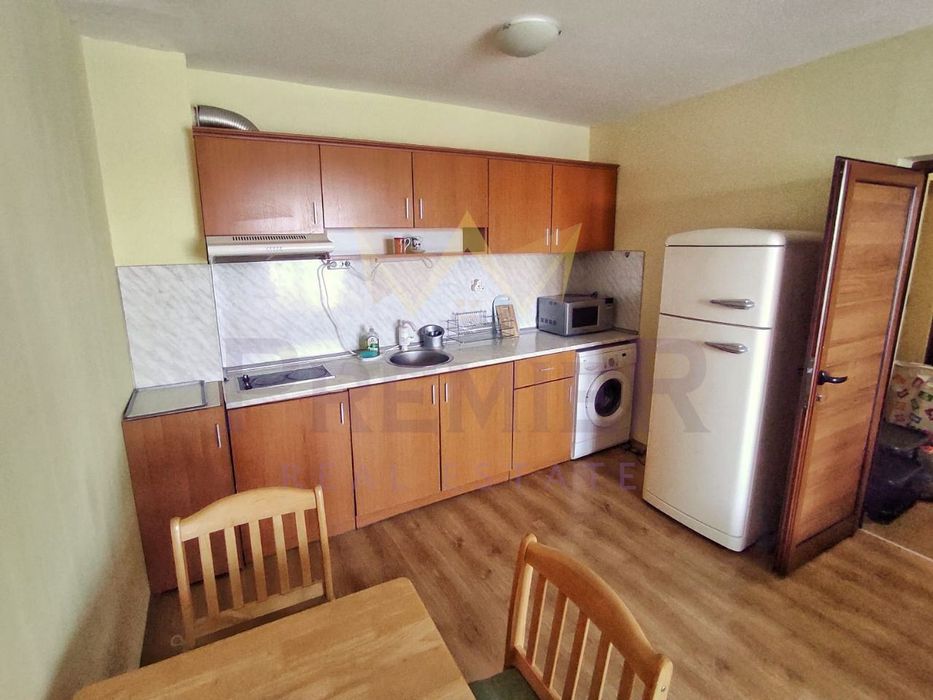 Продава се Двустаен апартамент в к.к. Слънчев бряг - 64 кв.м за 1079 €/кв.м - Снимка #3