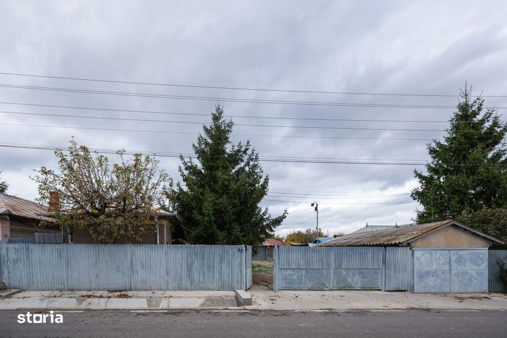 Gospodarie de vanzare in Tulucesti