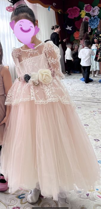 Нарядное платье для девочек