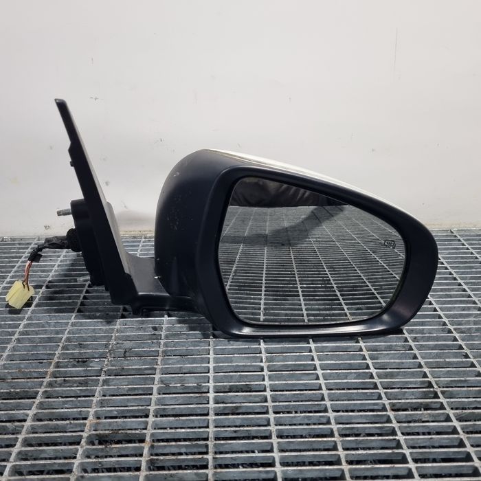 Oglinda dreapta Suzuki Vitara IV 2014 - 2018 4 Usi White (1515) Fără rabatare electrică