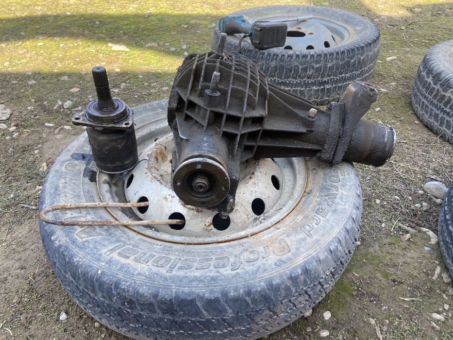 Передний редуктор, раздатка Нива 2121