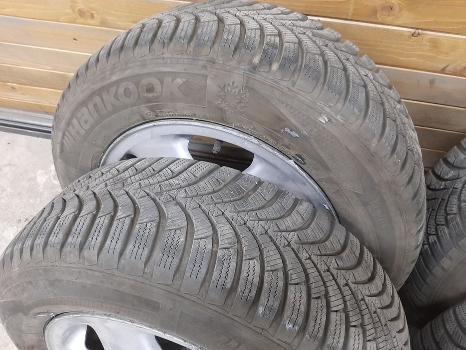 Зимни гуми 195/65/15