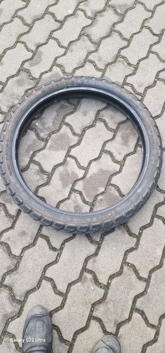 Piese motocicleta+anvelope Metzeler.