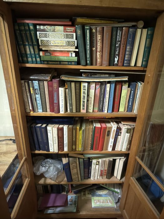 Книги.