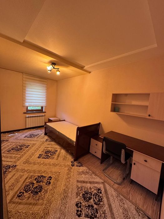 Продаётся 4/2/9 квартира, метро Ойбек, ор школа 506