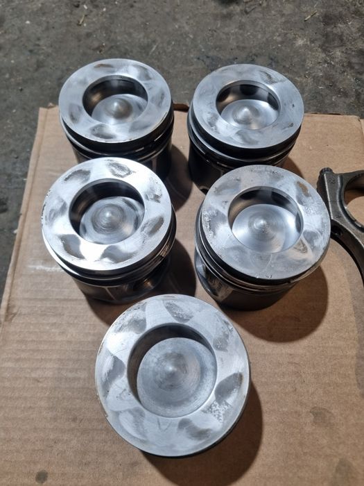 Piston / Biela N57D30C Bmw F10 F11 M550d x5 x6 M50d 750d  F01 381cp