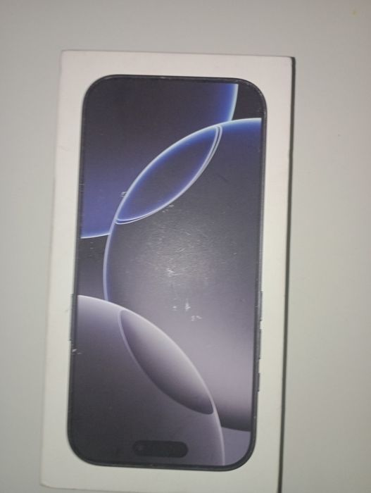 Каробка от iPhone 16 pro max