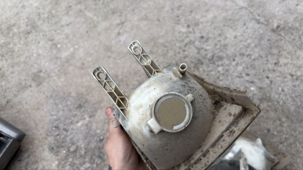 Продам поворотники ваз 2110