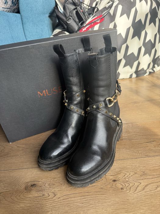 Кожеви Боти Musette