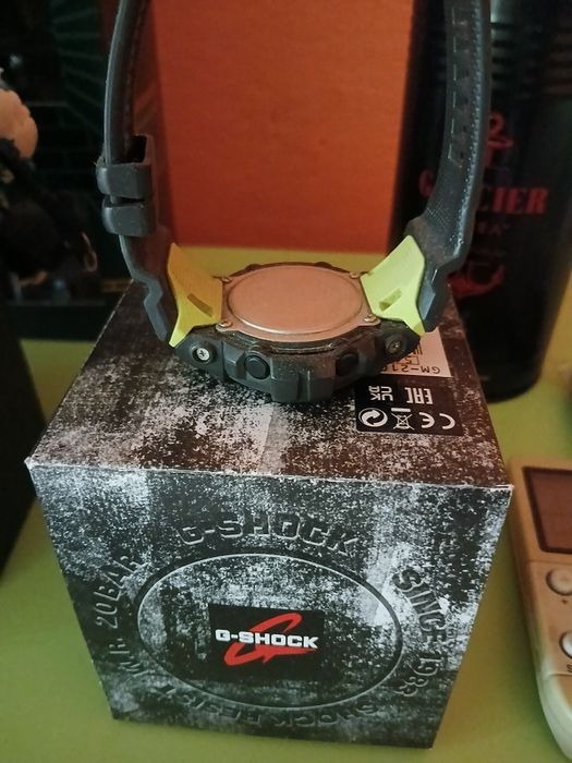 Часовник g shock