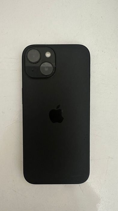 Продам Iphone 15 в идеальном состояний