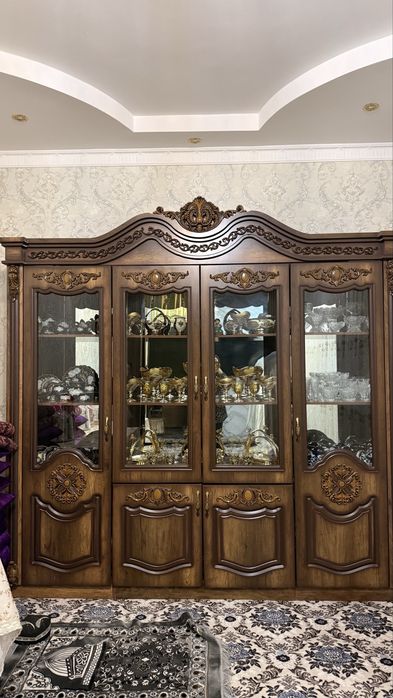 Продается стенка состояние отличное