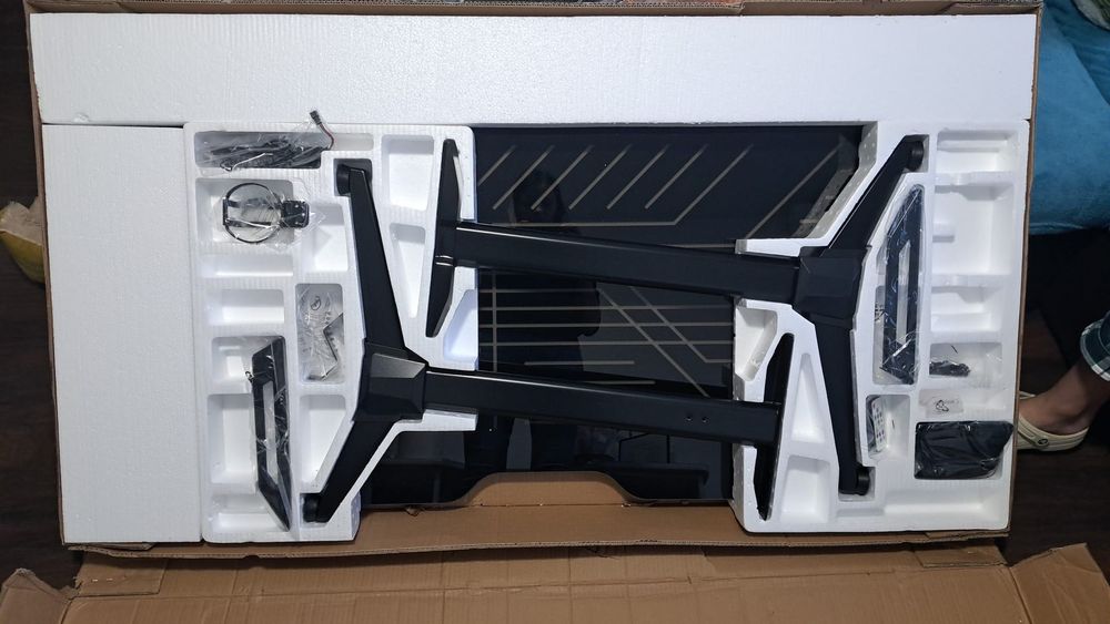 Birou Gaming Deltaco RGB DT420