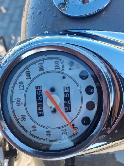 Yamaha Dragstar 650-permis A2-ITP 2027 noiembrie ..cauciucuri Metzeler