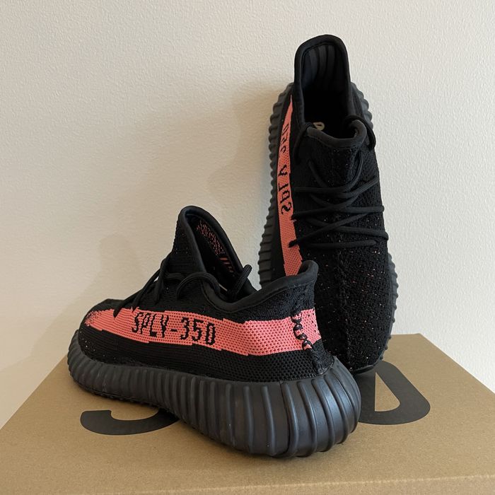 Oferta - Yeezy Boost 350 Core - Black & Pink