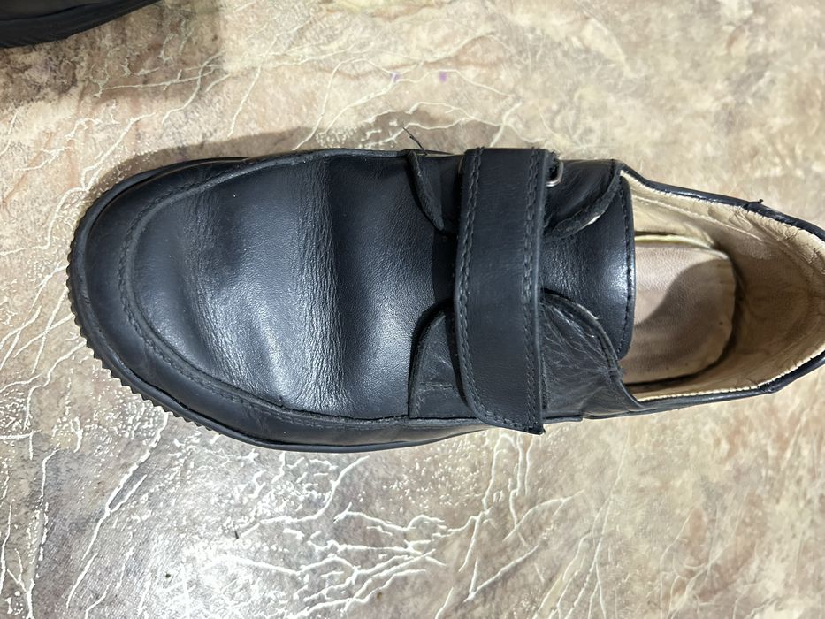 Продам туфли для мальчика