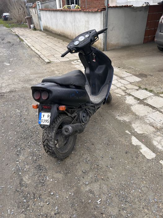 Продава се скутер75 кубика с дукоменти
