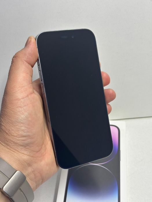 Продам Айфон 14 Про 128г