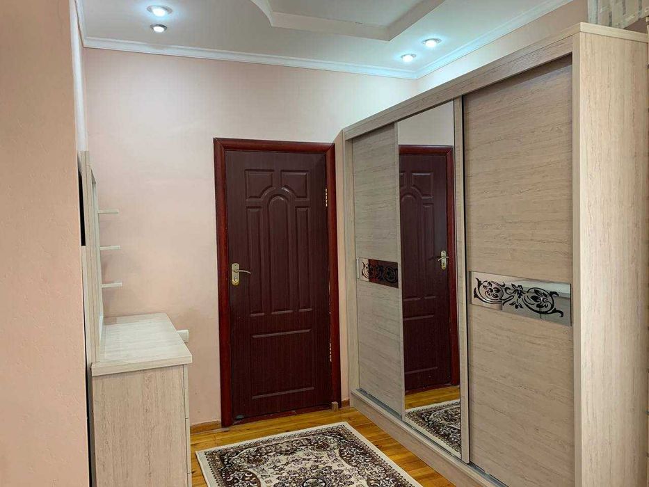 На Ц-1 сдается в аренду своё 4 ком. кв.