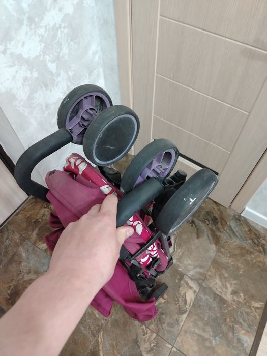 Продам каляску летнию