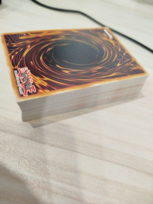 60 оригинални карти Yu-Gi-Oh!