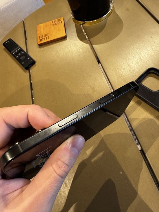 iPhone 16 Pro Black Titanium Factura Garantie 2027 100% Baterie