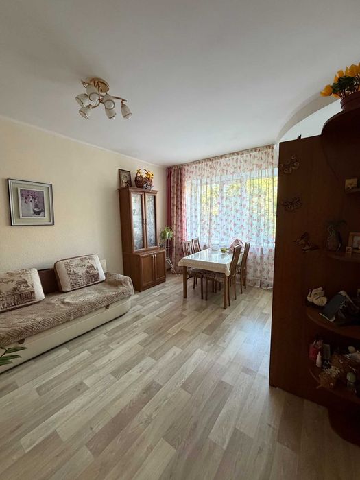 Продам 2комнатную, студия