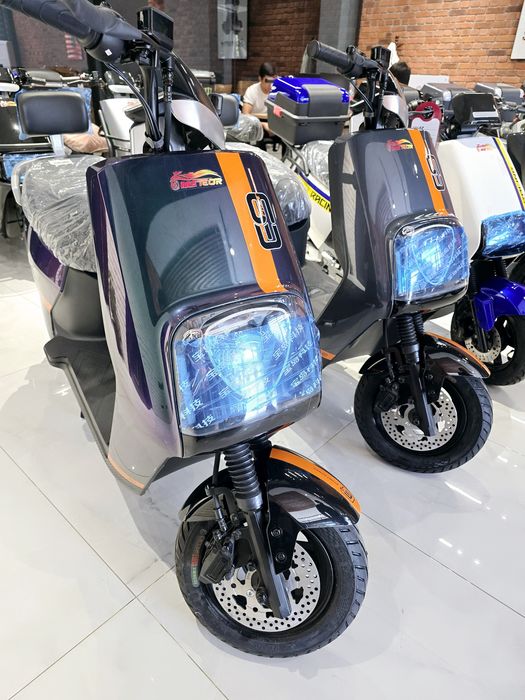 Скутер "Meteor" Gelin N12 model sifatli 1chi qo'l