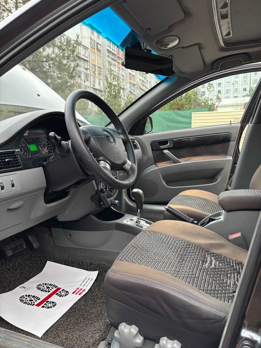 Lacetti Chevrolet 3 позиция мокрый асфальт