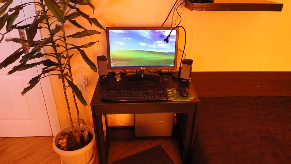 Студио 30 евро (за цялото студио) център до автогара "Юг"