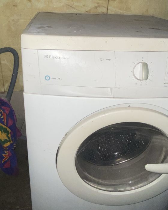 LG и Electrolu стиральный машинка