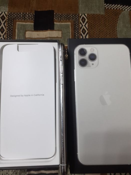 Продам iPhone 11 Pro Max