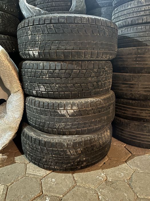 Продам комплек 235 55 r19