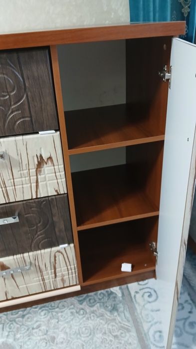 Продам большой комод